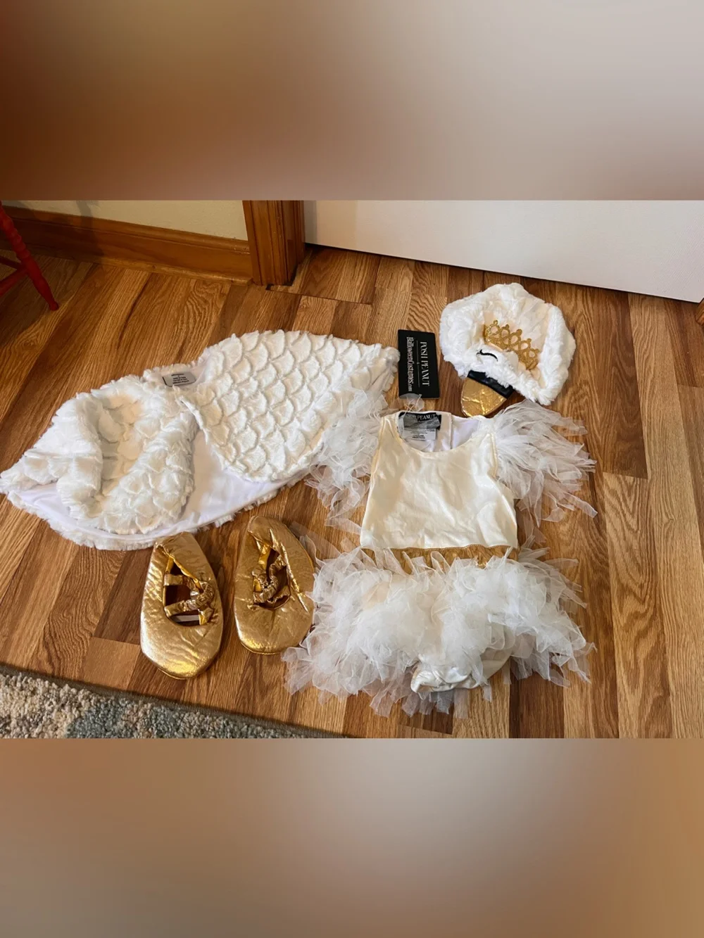 Posh Peanut Odet Swan Costume Size 2T NWT